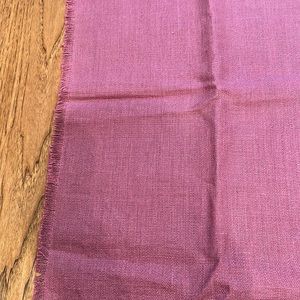 Serena & Lily Linen Table Runner - Thumbnail 2